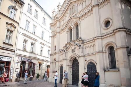 Househost Apartmeni: Podbrzezie 2/20 Krakau Exterior foto