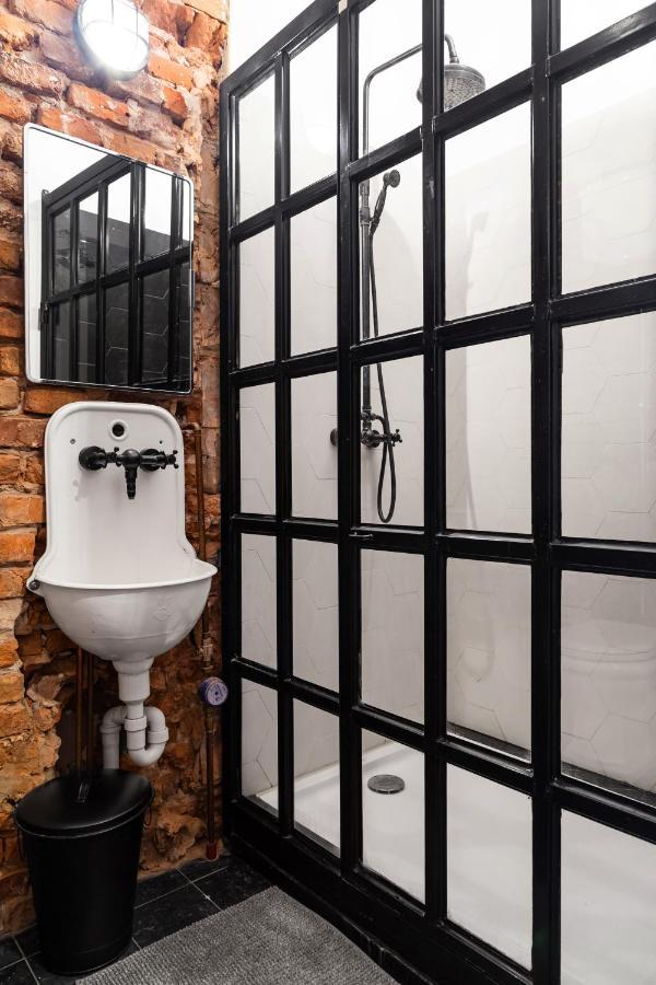 Househost Apartmeni: Podbrzezie 2/20 Krakau Exterior foto